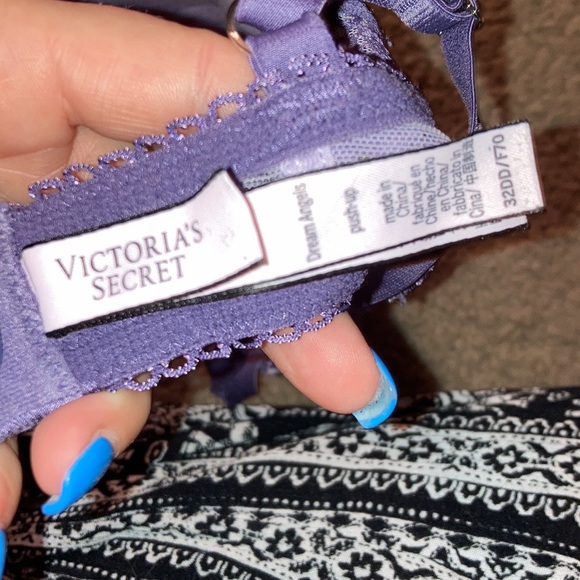 Victoria’s Secret Lace overlay Push Up Bra Bundle - Picture 5 of 9